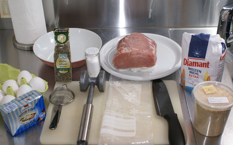 Schnitzel-Zutaten Zutaten für Schnitzel aus Schweinerücken